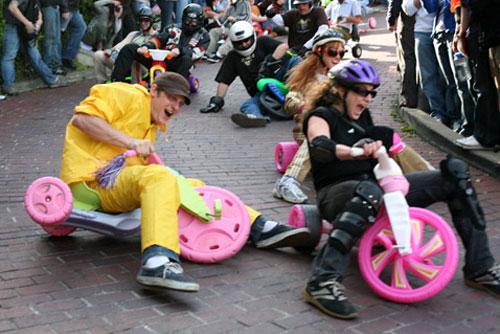 Дураки облюбовали самую короткую улицу