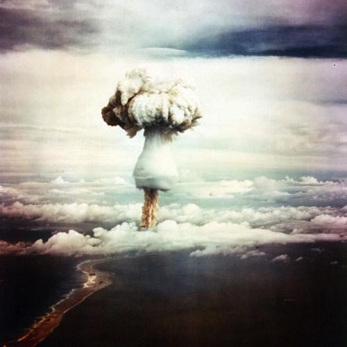 Ядерные взрывы: ужас во плоти