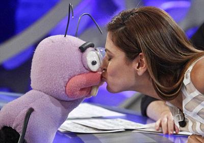 Самые страстные и необычные звездные поцелуи. Часть 2