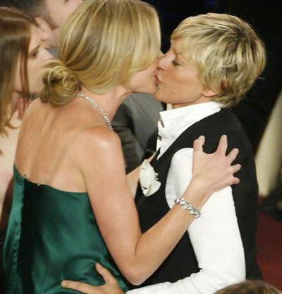 Самые страстные и необычные звездные поцелуи. Часть 2