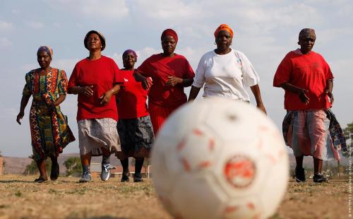 Бабушки из ЮАР сколотили футбольную команду