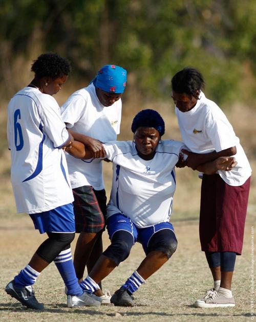 Бабушки из ЮАР сколотили футбольную команду