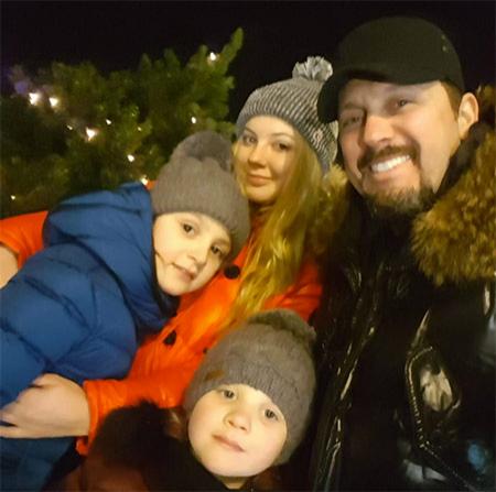 Новый год-2017: как звезды проводят новогодние каникулы