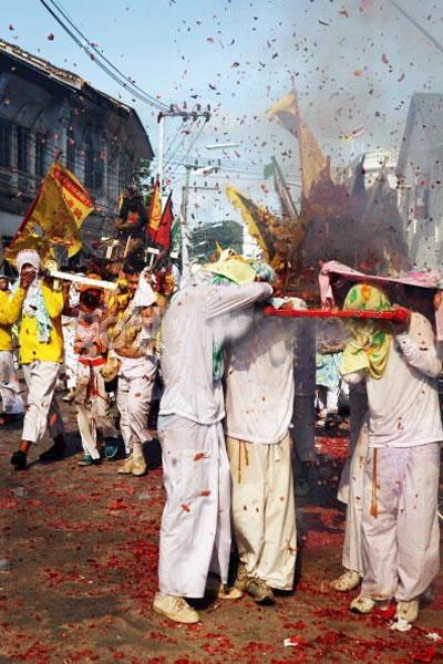 Мазохизм по-тайски: вегетарианский праздник Пхукета