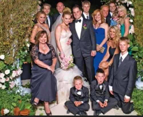 Журнал OK опубликовал фото с "идеальной свадьбы"