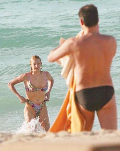 Волочкова смущала русских туристов своим телом