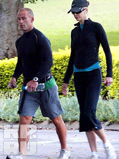 Звёзды в халатах и тапочках