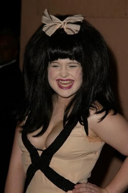 Самые странные и скандальные прически знаменитостей