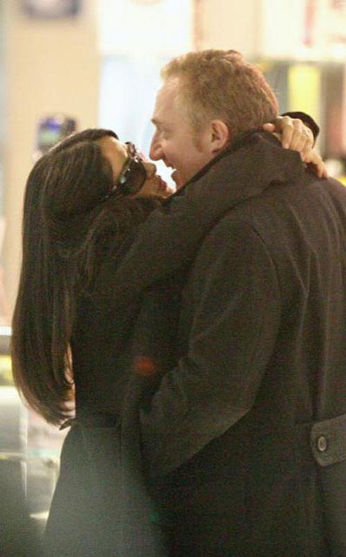 Сальму Хайек  застукали… с мужем