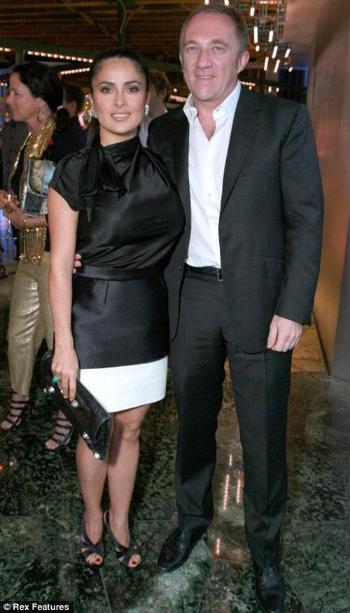 Сальму Хайек  застукали… с мужем