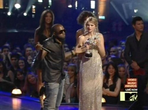 Необдуманные и резкие высказывания  звезд шоу-бизнеса