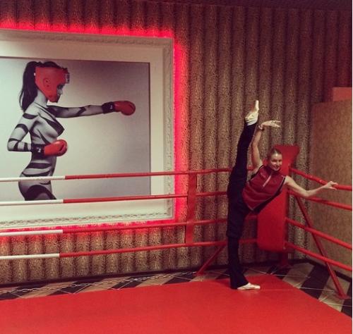 Самые неповторимые и внезапные шпагаты Волочковой