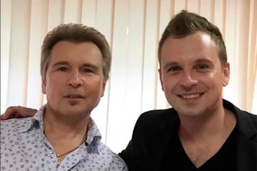 Певицы и певцы, которым сцена не помешала стать многодетными мамами и папами