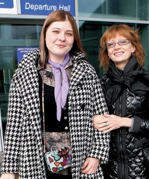 Певицы и певцы, которым сцена не помешала стать многодетными мамами и папами