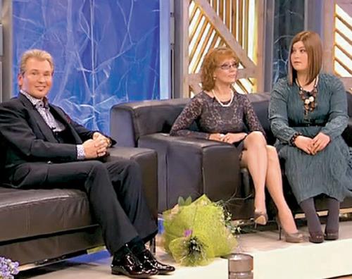 Певицы и певцы, которым сцена не помешала стать многодетными мамами и папами