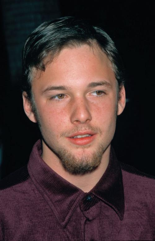 Знаменитые красавцы, не дожившие до 30 лет