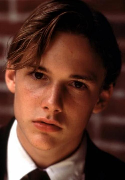 Знаменитые красавцы, не дожившие до 30 лет