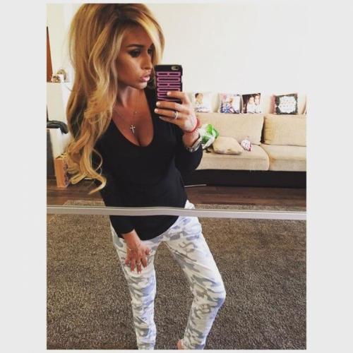 Звезды, которые перебарщивают с фотошопом в соцсетях