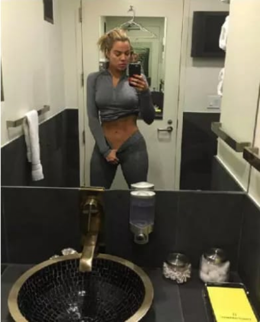 Звезды, которые перебарщивают с фотошопом в соцсетях