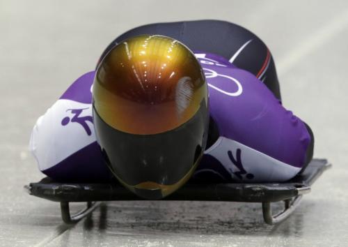 Самые яркие шлемы скелетонистов