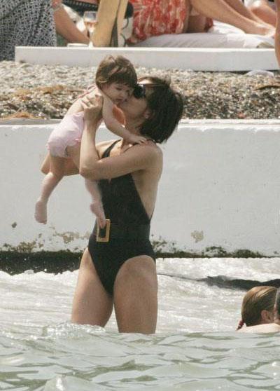 Куда исчез живот Кэти Холмс?