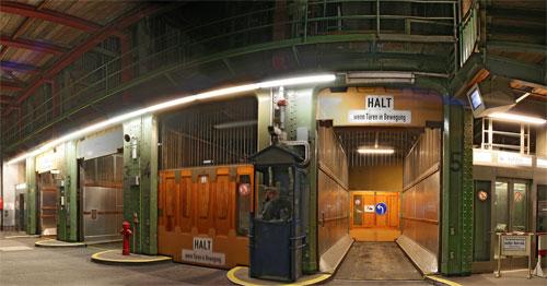 Cамый необычный туннель проходит под Эльбой