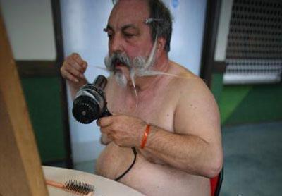 В Британии собрались усачи — бородачи со всего света