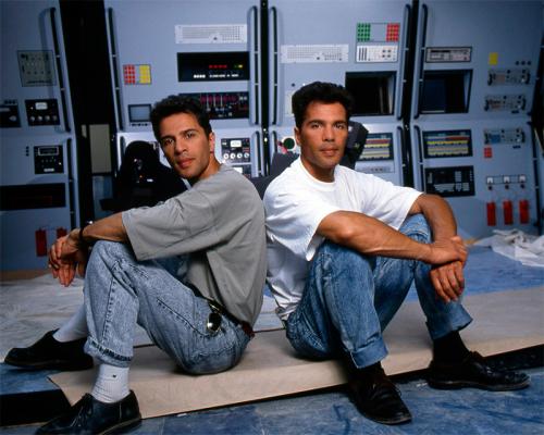 Звезды, проводившие чудовищные эксперименты со своей внешностью