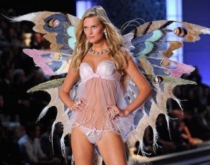 Лучшие костюмы «Ангелов» Victoria\’s Secret за последние 5 лет
