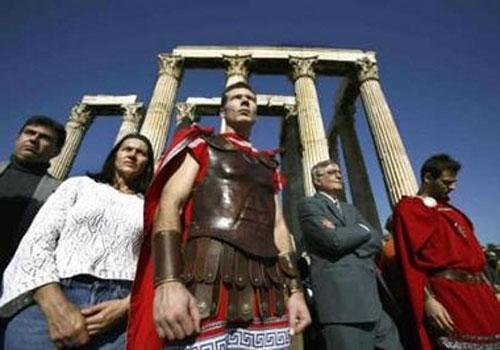 В Греции Зевсу воскурили фимиам…
