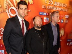 Екатерина Архарова снова улыбается – на премьере комедии «Ёлки 1914»