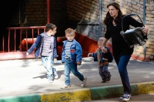 Российские знаменитости, бросившие семью ради любовницы