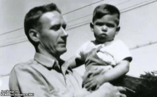 Сироты, которые выросли и стали знаменитыми