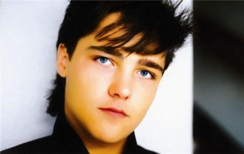 Сироты, которые выросли и стали знаменитыми