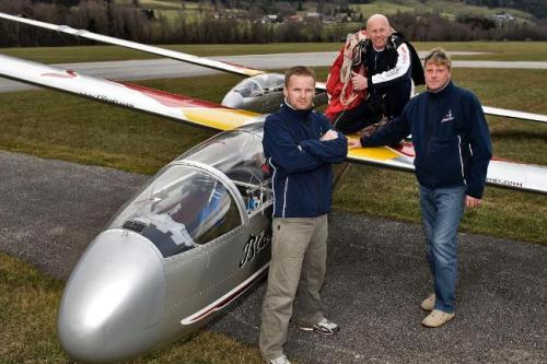 Австрийский экстремал перешагнул с самолёта на самолёт в воздухе