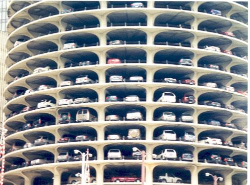 "Марина сити" — 20-этажная парковка машин в Чикаго