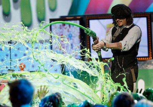 Nickelodeon забрызгал звезд слизью