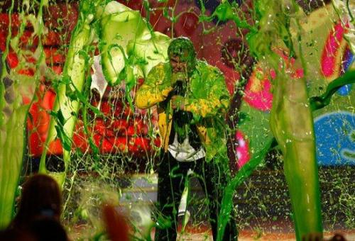 Nickelodeon забрызгал звезд слизью