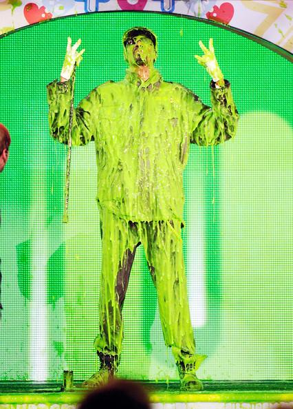 Nickelodeon забрызгал звезд слизью