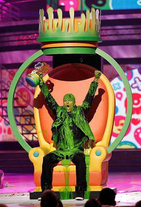 Nickelodeon забрызгал звезд слизью