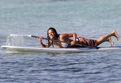 Испанские каникулы Мишель Родригес