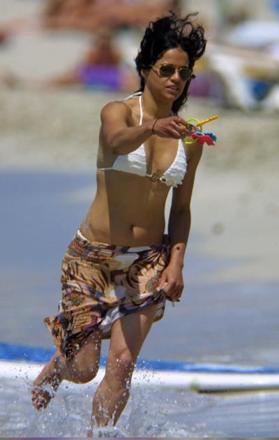 Испанские каникулы Мишель Родригес