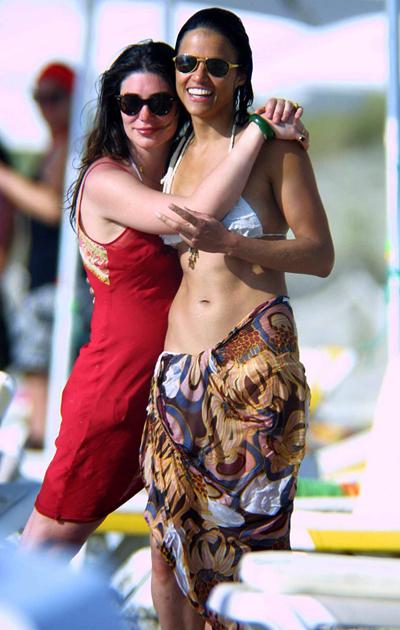 Испанские каникулы Мишель Родригес