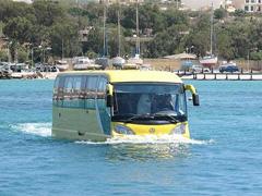 В Сан-Франциско появился плавающий автобус