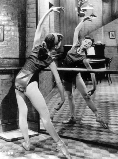 Редкие фотографии всемирно известных звезд. Часть 3