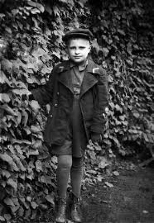 Как выглядели звезды советского и российского кино в детстве