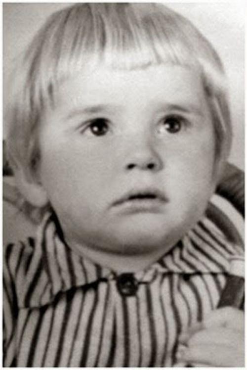 Как выглядели звезды советского и российского кино в детстве