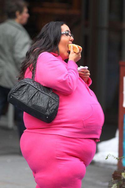 Знаменитости из клуба поддельных толстяков