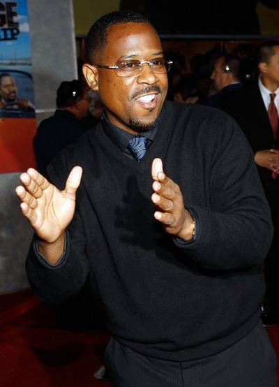 Знаменитости из клуба поддельных толстяков