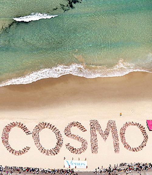 Cosmopolitan снова загнал полуголых девиц на пляж